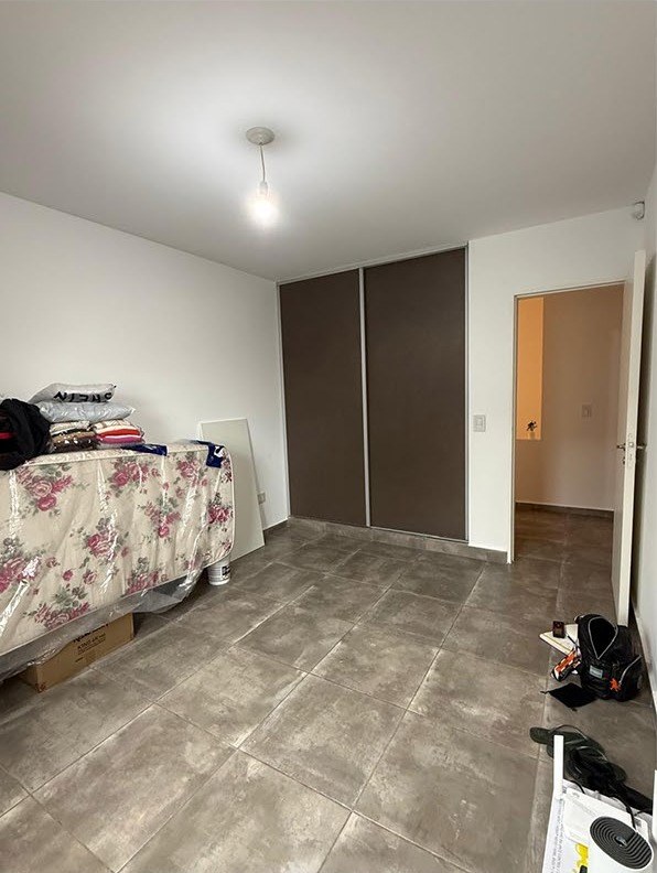 Dormitorio antes de la intervención
